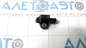 Датчик подушки безопасности центральной стойки левый Mitsubishi Outlander 22-26