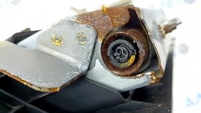Подушка безопасности airbag коленная пасажирская правая Mitsubishi Outlander 22-26 черная, ржавый пиропатрон