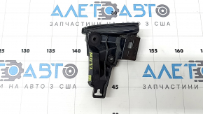 Накладка фонаря внутреннего двери багажника правая Mitsubishi Outlander 22-26