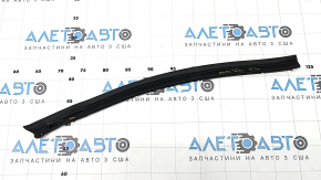 Уплотнитель капота левый Mitsubishi Outlander 22-26