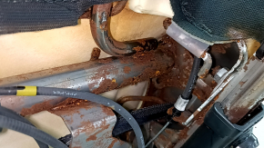 Задний ряд сидений 2 ряд левый Mitsubishi Outlander 22-26 без airbag, комбинированная кожа черная серая строчка, повреждение водой, примято