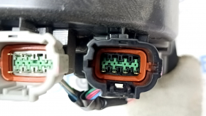 Фара передняя левая Mitsubishi Outlander 22-26 LED