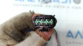 Фишка фары правая Mitsubishi Outlander 22-26 LED, черная