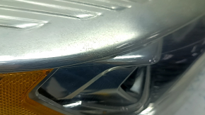 Фара передняя правая голая Ford Escape MK3 17-19 рест галоген+led светлая, без крепления, под полировку