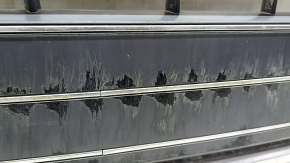 Решетка радиатора grill Audi Q5 80A 18-20 в сборе, хром, под парктроники, без эмблемы, царапины, дефект хрома