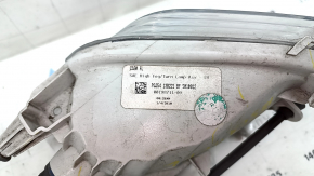 Поворотник левый Ford Escape MK3 17-19 рест белый с птф песок
