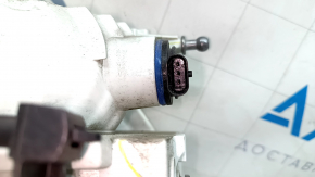 Поворотник правый Ford Escape MK3 17-19 рест, белый с птф, песок, скол