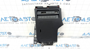 Genunchieră șofer Mitsubishi Outlander 22-25 negru