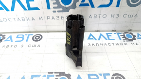 Кронштейн радиатора верхний правый Ford Focus mk3 11-18 пластик