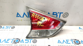 Фонарь внутренний крышка багажника левый Nissan Rogue 14-16 скол