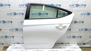 Дверь в сборе задняя левая Hyundai Elantra AD 17-20 белый W8, тычка