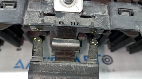 Решетка радиатора grill в сборе BMW 3 G20 23-26 с жалюзи, черный глянец с хромом, надломаны крепления, песок