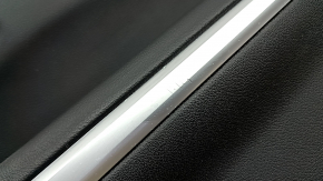 Ornamente ușă față dreapta BMW 3 G20 19-24 negru, inserție piele neagră, cu mâner, cu iluminare din spate, cu inserție cromată și plasă difuzor, zgârieturi