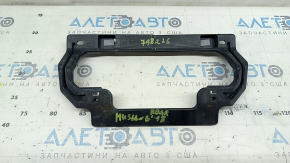 Кронштейн заднего бампера центральный Ford Mustang mk6 18-23 надломан