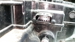 Бампер передний всборе Ford Mustang mk6 18-23 рест, красный, царапины, потертоси, песок, тычки