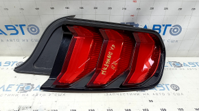 Far dreapta Ford Mustang mk6 18-23 cu capac, zgârieturi