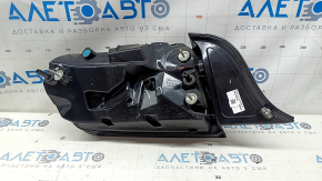 Фонарь правый Ford Mustang mk6 18-23 с накладкой, царапины
