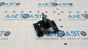 Скоба замка капота правая Volvo XC60 18-26