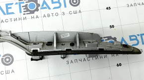 Рейлинг продольный правый Nissan Rogue 14-20 под накладки с 4 креплениями, без заглушек
