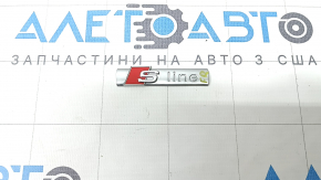 Эмблема S-line крыла правого Audi Q3 83A 19-23