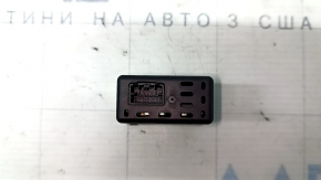 USB Hub Nissan Rogue 14-20 тип 2 сломано крепление