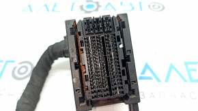 Фишка на блок ECU компьютер двигателя левая Audi Q3 83A 19-25 2.5T