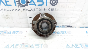 Ступица задняя правая Ford Mustang mk6 15-23 ржавая