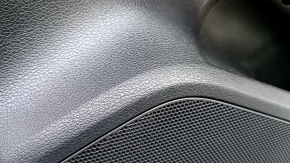 Обшивка двери карточка задняя правая Audi A3 8V 15-20 4d, 5d, с ручкой, черная, царапина