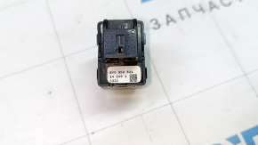 Кнопка открывания крышки багажника Audi A3 8V 15-16 черная