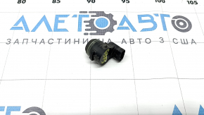 Парктроник переднего бампера Audi Q3 83A 19-25