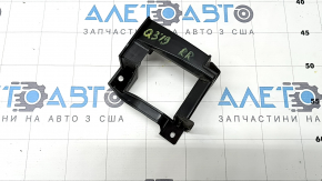 Кронштейн датчика слепых зон BSM правый Audi Q3 83A 19-25