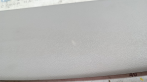 Обшивка двери багажника верхняя Nissan Leaf 18-24 серая побелел пластик