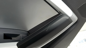 Ornamente ușă spate stânga complete Audi Q3 83A 19-25 negru, inserție piele neagră, cotiera piele maro, ornamentele cromate, zgârieturi