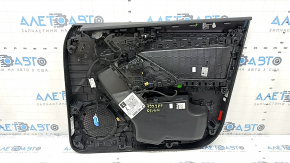 Обшивка двери карточка передняя левая в сборе Audi Q3 83A 19-25 черная, вставка черная кожа, подлокотник коричневая кожа, хром молдинги, царапины
