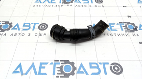 Патрубок системы охлаждения Audi Q3 83A 19-25 2.0T