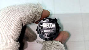 Кнопка Start-Stop Audi Q3 83A 19-25 хром, царапина