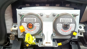 Торпедо передняя панель с AIRBAG Nissan Leaf 18-19 черная