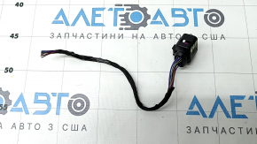 Фишка на проводку заднего бампера Audi Q3 83A 19-25 под парктроники, BSM и датчик открывания двери багажника ногой, черная