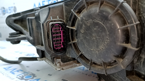 Фара передняя правая в сборе Audi A3 8V 15-16 xenon hid