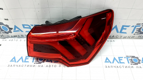 Фонарь внешний крыло правый Audi Q3 83A 19-25 LED, надломано крепление