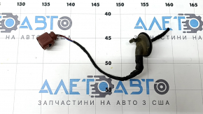 Фишка фонаря внешнего крыло правая Audi Q3 83A 19-25 LED