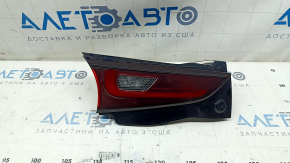 Фонарь внутренний дверь багажника левый Mazda CX-5 22-25 царапины