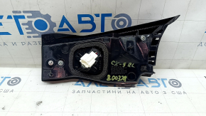 Фонарь внутренний дверь багажника левый Mazda CX-5 22-25 царапины