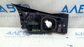 Фонарь внутренний дверь багажника правый Mazda CX-5 22-25 царапины