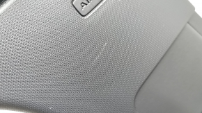Накладка центральной стойки верхняя ремень левая Audi Q3 83A 19-25 черная, царапины