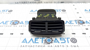 Дефлектор воздуховода центральной консоли (2 ряд) Audi Q3 83A 19-25 черный глянец, царапины