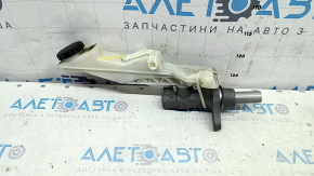 Главный тормозной цилиндр с бачком Mazda CX-5 19-25 2.5T с крышкой