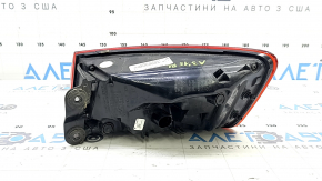 Lampă aripă exterioară stânga Audi A3 8V 15-16 4d usa crăpături pe sticlă, sticlă decojită