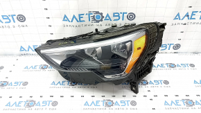 Фара передняя левая в сборе Audi Q3 83A 19-25 LED, песок