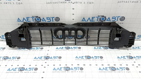Крепление решетки радиатора grill Audi Q3 83A 19-25